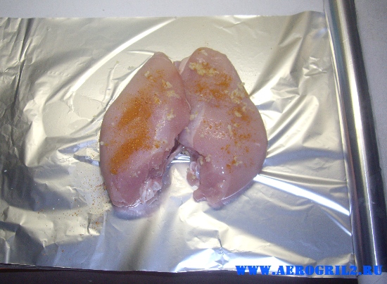 Куриные грудки, запеченные в фольге
