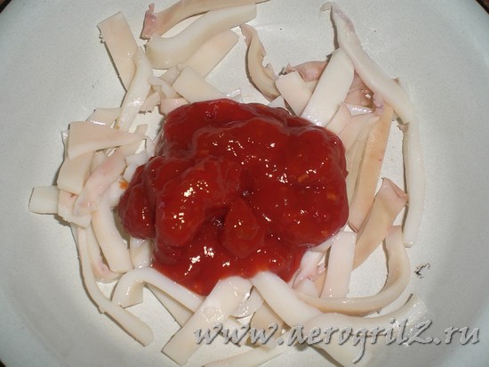 Готовим кальмары со спагетти